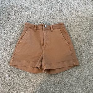 Everlane shorts